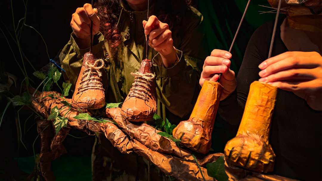 "Viaje al corazón del bosque" de Compañía Teatral Casa de Muñecas